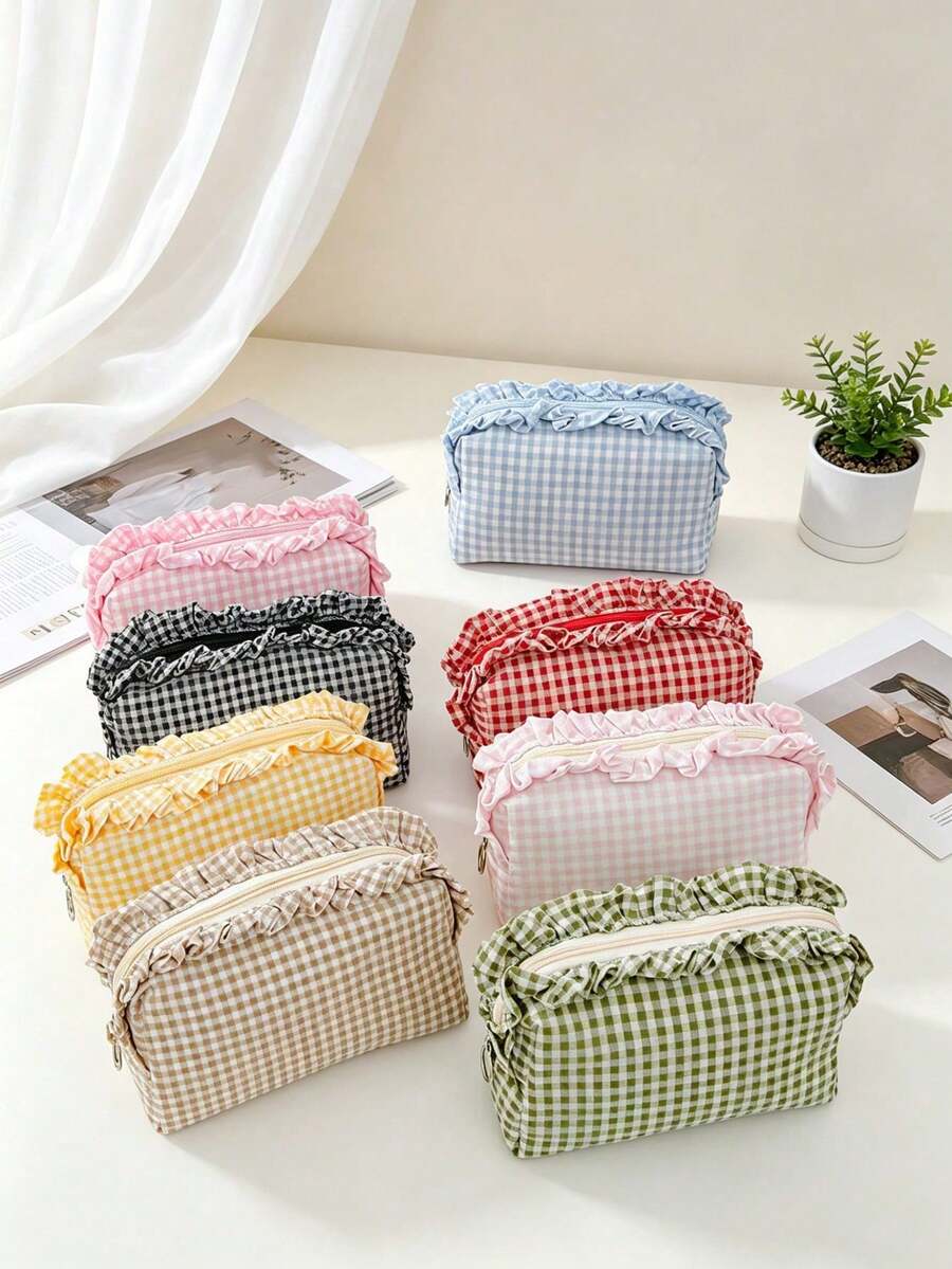 Ruffled Plaid Travel Makeup Pouch — gallery image 4
