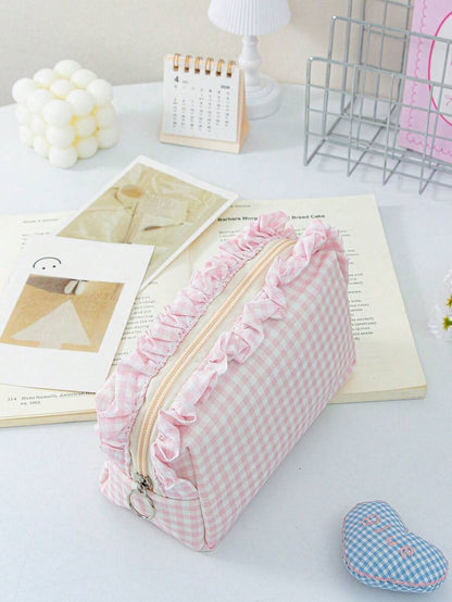 Ruffled Plaid Travel Makeup Pouch — gallery image 8