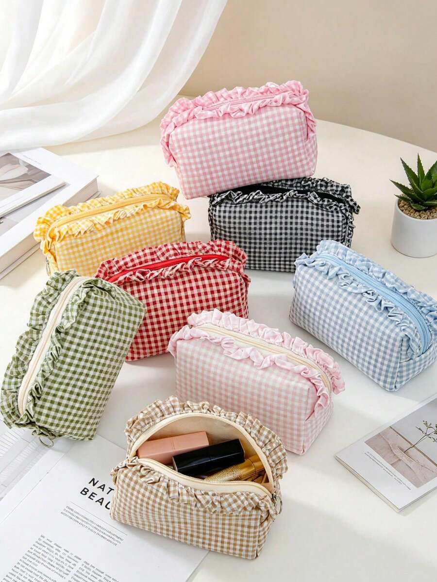 Ruffled Plaid Travel Makeup Pouch — gallery image 2